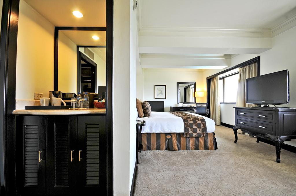 Intercontinental Manila Hotel Makati City Szoba fotó